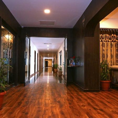 Hotel Shantidoot, Dadar Malad Экстерьер фото