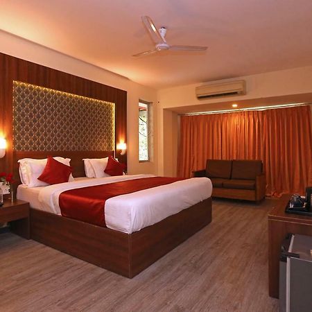Hotel Shantidoot, Dadar Malad Экстерьер фото